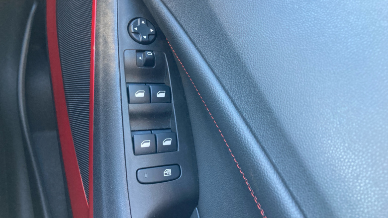 Vauxhall Crossland 1.2 Turbo [130] SRi Nav 5dr Petrol Hatchback